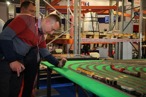 В первый день выствки АРМИЯ-2018 ходили очень серьёзные мужчины. (1983 просмотра) <a class='original' href='./download/file.php?id=145736&mode=view' target=_blank>Загрузить оригинал (8.15 МБ)</a>