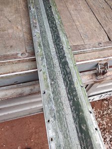 Коррозия деталей из Д16 в растворе лёгкой химии. (2372 просмотра) <a class='original' href='./download/file.php?id=148455&mode=view' target=_blank>Загрузить оригинал (2.44 МБ)</a>