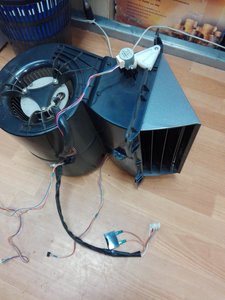 Вентилятор испарителя (6845 просмотров) <a class='original' href='./download/file.php?id=151257&sid=37532b41d80d820a2dc18f7a8a9642b5&mode=view' target=_blank>Загрузить оригинал (4.03 МБ)</a>