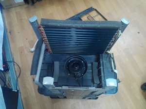 вид с верху. с права видна коробка с электроникой. (11818 просмотров) <a class='original' href='./download/file.php?id=151300&mode=view' target=_blank>Загрузить оригинал (4.3 МБ)</a>