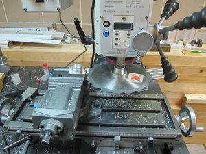 таким диском отпиливаю, вручную довольно быстро (2214 просмотров) <a class='original' href='./download/file.php?id=15137&mode=view' target=_blank>Загрузить оригинал (2.15 МБ)</a>