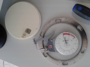 Вырезали калибровочную деталь, и тут микрометр нужон. (12371 просмотр) <a class='original' href='./download/file.php?id=15312&mode=view' target=_blank>Загрузить оригинал (1.54 МБ)</a>