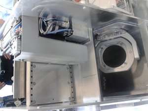 Без одежды. Видна ось Y на литом каркасе. (12364 просмотра) <a class='original' href='./download/file.php?id=15318&mode=view' target=_blank>Загрузить оригинал (1.69 МБ)</a>