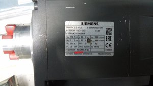 Фото серводвигателя по Оси Х (4163 просмотра) <a class='original' href='./download/file.php?id=154135&mode=view' target=_blank>Загрузить оригинал (120.08 КБ)</a>