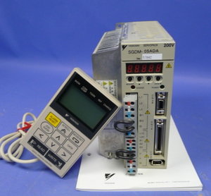 Серва + пульт.jpg (4004 просмотра) <a class='original' href='./download/file.php?id=1566&mode=view' target=_blank>Загрузить оригинал (98.73 КБ)</a>