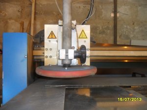 Вот собственно этим и выставляется зазор (6062 просмотра) <a class='original' href='./download/file.php?id=16351&mode=view' target=_blank>Загрузить оригинал (179.14 КБ)</a>