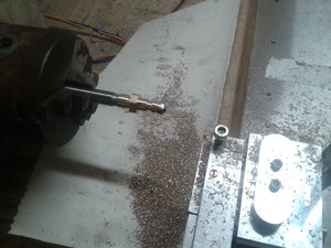 оправку нужно было ещё дальше вытянуть))<br /> для первого раза нормуль (7277 просмотров) <a class='original' href='./download/file.php?id=165217&mode=view' target=_blank>Загрузить оригинал (1.4 МБ)</a>