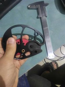 полукруглый паз вокруг шпенька внутри детали (3349 просмотров) <a class='original' href='./download/file.php?id=166258&mode=view' target=_blank>Загрузить оригинал (26.24 КБ)</a>