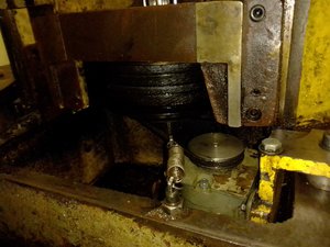 Тахо генератор двигателя шпинделя, установлен не на двигателе. (84579 просмотров) <a class='original' href='./download/file.php?id=166625&mode=view' target=_blank>Загрузить оригинал (3.42 МБ)</a>