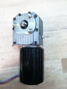 мотор-редуктор (1931 просмотр) <a class='original' href='./download/file.php?id=168861&mode=view' target=_blank>Загрузить оригинал (2.53 МБ)</a>