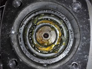 на фото видно фрезеровал от середины посадочного (2320 просмотров) <a class='original' href='./download/file.php?id=168974&mode=view' target=_blank>Загрузить оригинал (5.46 МБ)</a>