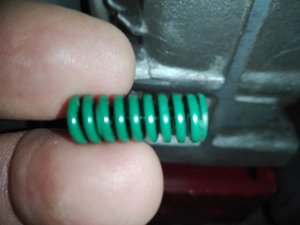 стальная пружина для поджима подшипника (2320 просмотров) <a class='original' href='./download/file.php?id=168976&mode=view' target=_blank>Загрузить оригинал (2.75 МБ)</a>