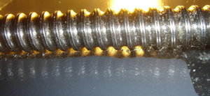 криво выточенная канавка для винта ШВП на оси У (8349 просмотров) <a class='original' href='./download/file.php?id=17067&mode=view' target=_blank>Загрузить оригинал (426.74 КБ)</a>