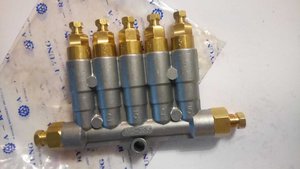 Фото комплектующих (1436 просмотров) <a class='original' href='./download/file.php?id=173878&mode=view' target=_blank>Загрузить оригинал (227.65 КБ)</a>