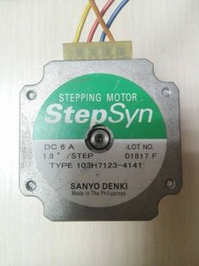 движок.jpg (17596 просмотров) <a class='original' href='./download/file.php?id=174321&mode=view' target=_blank>Загрузить оригинал (22.92 КБ)</a>