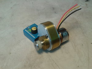 в сборе с позолотой,с этим моторчиком  <br />знаю сикока будет крутиться изделие (16049 просмотров) <a class='original' href='./download/file.php?id=176561&mode=view' target=_blank>Загрузить оригинал (1.03 МБ)</a>