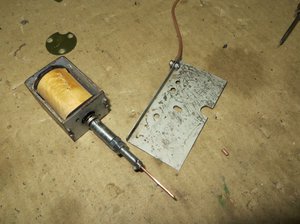 Простой искровой карандаш 5-1.JPG (4446 просмотров) <a class='original' href='./download/file.php?id=179122&mode=view' target=_blank>Загрузить оригинал (134.9 КБ)</a>