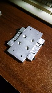 Крепление подшипника на оси Х с натяжителями (6096 просмотров) <a class='original' href='./download/file.php?id=179165&mode=view' target=_blank>Загрузить оригинал (2.81 МБ)</a>