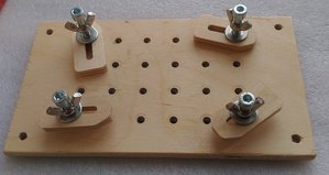 Stol_prigimy.jpg (4200 просмотров) <a class='original' href='./download/file.php?id=179468&mode=view' target=_blank>Загрузить оригинал (681.97 КБ)</a>