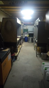 Непонятный участок в цеху,  не гальваника и не компрессорная и не термичка (4132 просмотра) <a class='original' href='./download/file.php?id=183052&mode=view' target=_blank>Загрузить оригинал (988.85 КБ)</a>