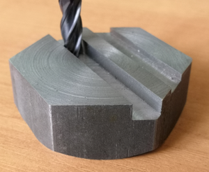 Фреза D-6мм за один проход 4мм в глубину всем телом Сталь 45 на станке Esfero 3D-S6802 (3601 просмотр) <a class='original' href='./download/file.php?id=184329&mode=view' target=_blank>Загрузить оригинал (400.84 КБ)</a>