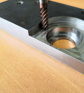 Фреза D-6мм за один проход 4мм в глубину всем телом Сталь 3 на станке Esfero 3D-S6802 (3601 просмотр) <a class='original' href='./download/file.php?id=184330&mode=view' target=_blank>Загрузить оригинал (239.9 КБ)</a>