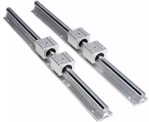 Круглые рельсы на опоре. Дороже круглых. Мне не понравились. Из за разрезанной каретки люфты большие. (1913 просмотров) <a class='original' href='./download/file.php?id=185190&mode=view' target=_blank>Загрузить оригинал (313.48 КБ)</a>