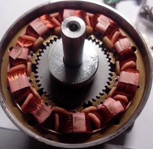 внутренности (2188 просмотров) <a class='original' href='./download/file.php?id=18854&mode=view' target=_blank>Загрузить оригинал (82.68 КБ)</a>