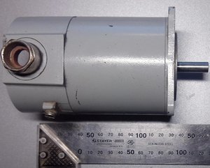 линейка от края где то 130, квадрат 85 (2188 просмотров) <a class='original' href='./download/file.php?id=18855&mode=view' target=_blank>Загрузить оригинал (69.8 КБ)</a>