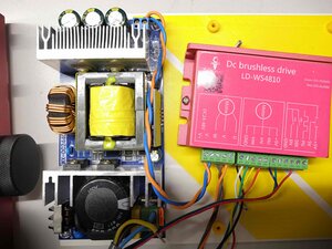 Блок питания и драйвер (1779 просмотров) <a class='original' href='./download/file.php?id=188700&mode=view' target=_blank>Загрузить оригинал (465.09 КБ)</a>