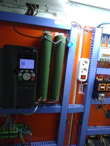 ПЧ шпинделя с тормозными резисторами (156433 просмотра) <a class='original' href='./download/file.php?id=190985&mode=view' target=_blank>Загрузить оригинал (2.75 МБ)</a>