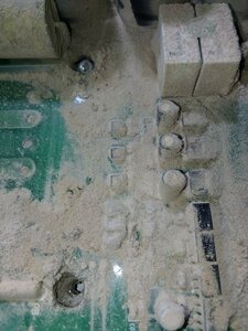 пыль3.jpg (1196 просмотров) <a class='original' href='./download/file.php?id=193588&mode=view' target=_blank>Загрузить оригинал (225.7 КБ)</a>