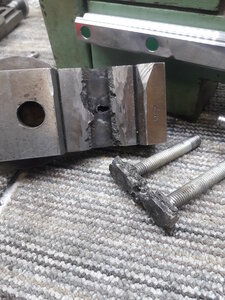 крепление суппорта отпало (8417 просмотров) <a class='original' href='./download/file.php?id=196430&mode=view' target=_blank>Загрузить оригинал (5.68 МБ)</a>