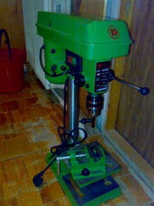 Сверлильный станок р.jpg (3882 просмотра) <a class='original' href='./download/file.php?id=1983&mode=view' target=_blank>Загрузить оригинал (129.96 КБ)</a>