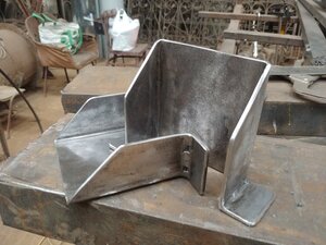 опоры лазерной трубки (1331 просмотр) <a class='original' href='./download/file.php?id=198455&mode=view' target=_blank>Загрузить оригинал (7.6 МБ)</a>