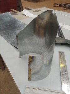 делаю трубу 150 мм для врежаниэ в вытяжку под кутом (1331 просмотр) <a class='original' href='./download/file.php?id=198465&mode=view' target=_blank>Загрузить оригинал (4.51 МБ)</a>