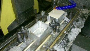 на станке syil 7x (3762 просмотра) <a class='original' href='./download/file.php?id=19897&mode=view' target=_blank>Загрузить оригинал (1.22 МБ)</a>