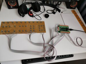 Пока на коленке..... (1231 просмотр) <a class='original' href='./download/file.php?id=199010&mode=view' target=_blank>Загрузить оригинал (2.18 МБ)</a>