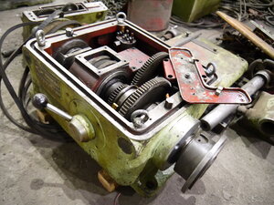 Передняя бабка на время пескоочистки встанет обратно на станину. (4865 просмотров) <a class='original' href='./download/file.php?id=201785&mode=view' target=_blank>Загрузить оригинал (5.87 МБ)</a>