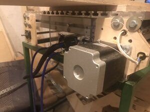 привод по Y (880 просмотров) <a class='original' href='./download/file.php?id=203984&mode=view' target=_blank>Загрузить оригинал (564.6 КБ)</a>