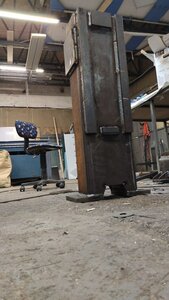 Колонна давольно высокая 1040мм, чтобы получился хороший пролет между столом и шпинделем, иногда такое бывает нужно. (126626 просмотров) <a class='original' href='./download/file.php?id=204469&mode=view' target=_blank>Загрузить оригинал (148.63 КБ)</a>