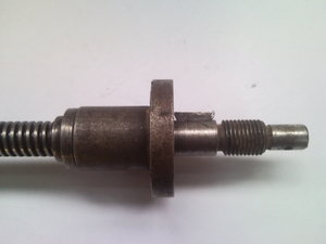 винт с втулкой в сборе (1982 просмотра) <a class='original' href='./download/file.php?id=20604&mode=view' target=_blank>Загрузить оригинал (772.29 КБ)</a>