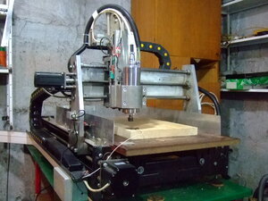 Мой станок..JPG (1181 просмотр) <a class='original' href='./download/file.php?id=209682&mode=view' target=_blank>Загрузить оригинал (113.41 КБ)</a>