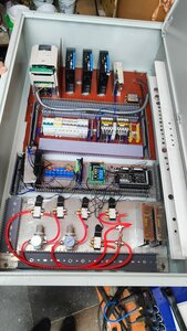 шкаф, осталось подключить к станку. (3169 просмотров) <a class='original' href='./download/file.php?id=209848&mode=view' target=_blank>Загрузить оригинал (1.04 МБ)</a>