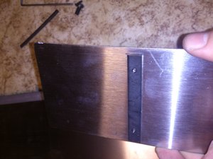 Прижим &quot;защиты&quot; внутри каретки (3173 просмотра) <a class='original' href='./download/file.php?id=21100&mode=view' target=_blank>Загрузить оригинал (2.55 МБ)</a>