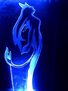 стекло уже в подсветке. хвост так и не дорезать не получилось. (4487 просмотров) <a class='original' href='./download/file.php?id=21144&mode=view' target=_blank>Загрузить оригинал (32.73 КБ)</a>