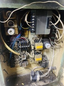 Общая картина электрики. <br />По поводу пробок я их выкрутил проверял(звонил их), сейчас все вкручено обратно. (708 просмотров) <a class='original' href='https://cnc-club.ru/forum/download/file.php?id=212732&mode=view' target=_blank>Загрузить оригинал (3.41 МБ)</a>