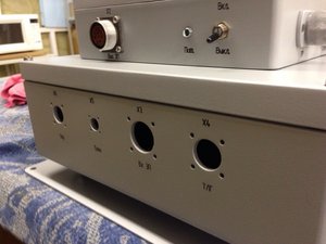 Хорошо видно фрезеровку отверстий под разъемы и гравировку (2874 просмотра) <a class='original' href='./download/file.php?id=22716&mode=view' target=_blank>Загрузить оригинал (110.76 КБ)</a>