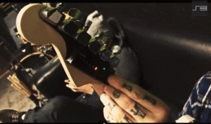 автонастройка-гитары.gif (2498 просмотров) <a class='original' href='./download/file.php?id=22955&mode=view' target=_blank>Загрузить оригинал (4.06 МБ)</a>