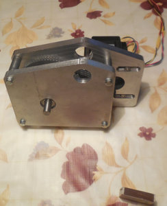 редуктор спереди.jpg (2018 просмотров) <a class='original' href='./download/file.php?id=23865&mode=view' target=_blank>Загрузить оригинал (61.08 КБ)</a>